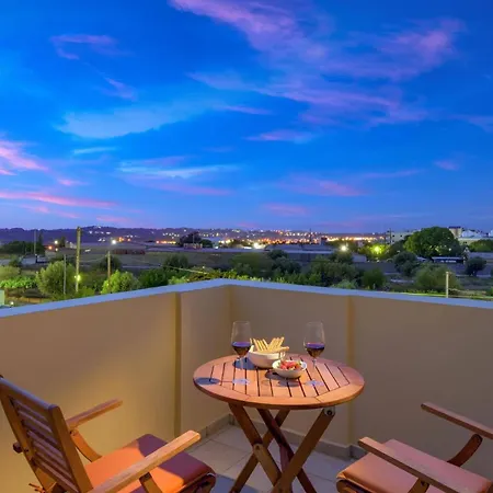 Harmony Rhodes By ヴィラ